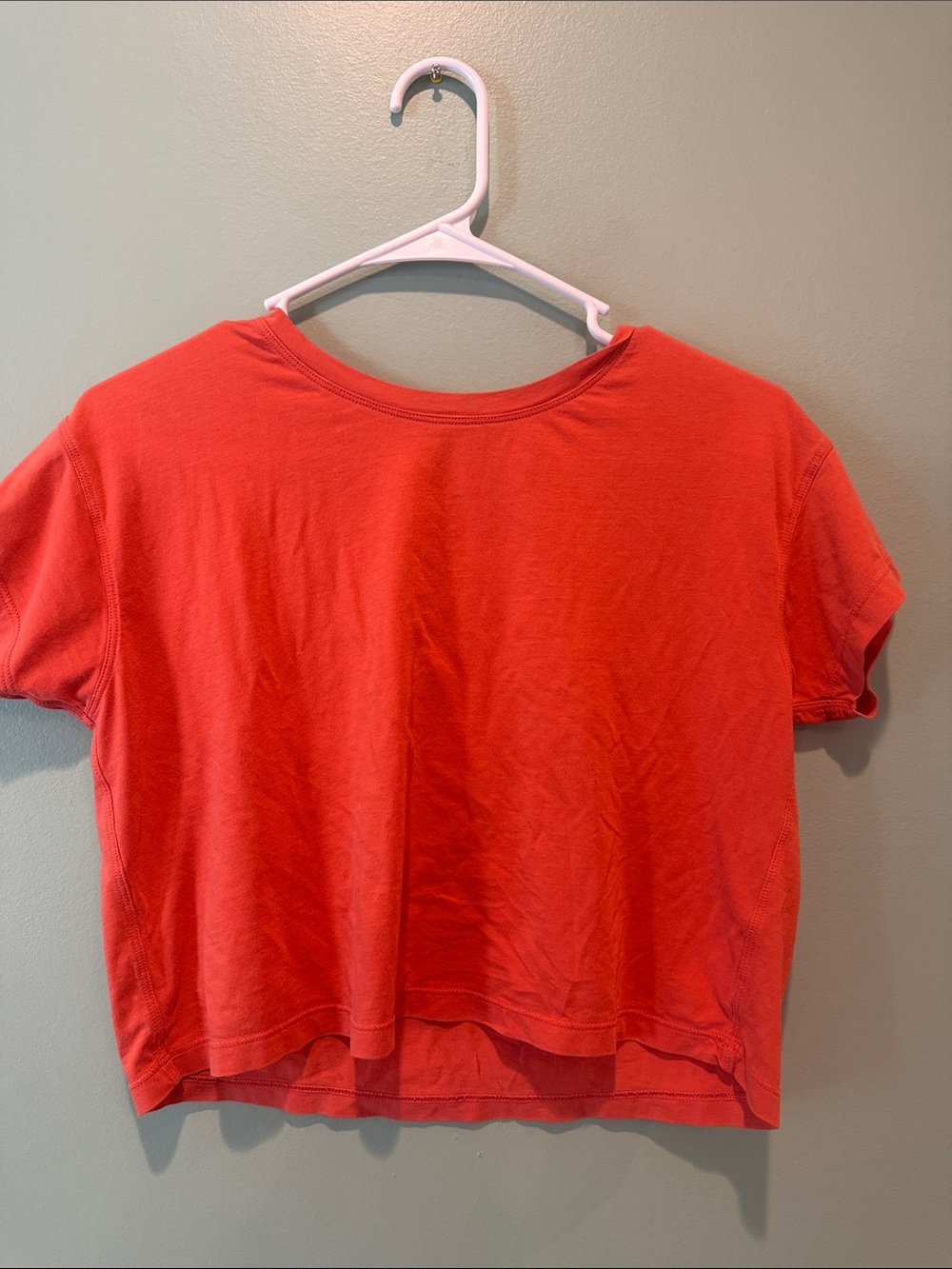 lululemon athletica Women's Short-Sleeve Crop Top - Coral